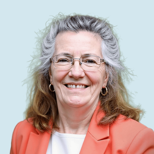 Carolee Longley-HeadshotPro